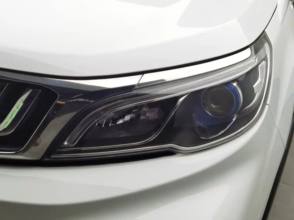 Geely Vision X3 2019 — фото 7