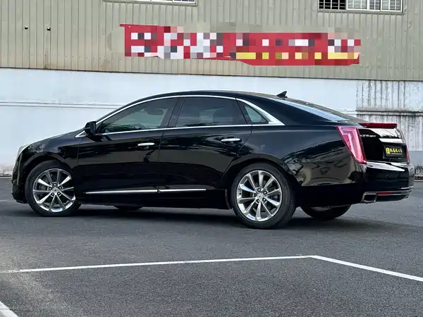 Cadillac XTS 2013