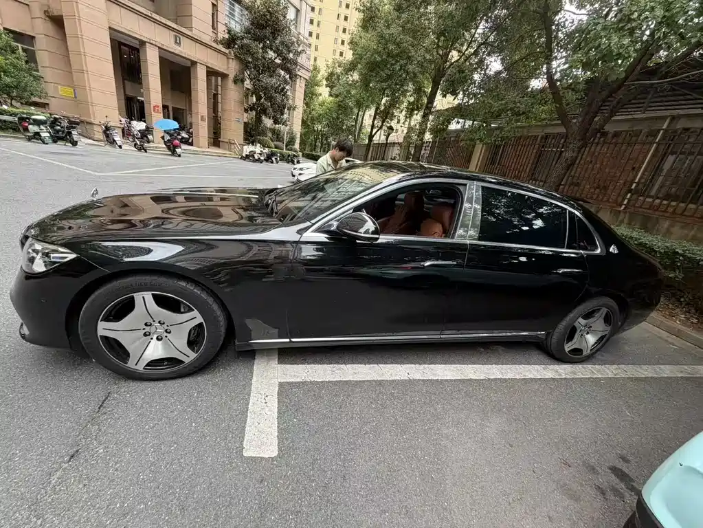 Mercedes-Benz Maybach S-Class 2022