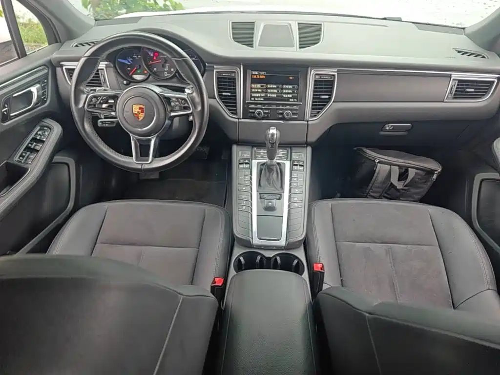 Porsche Macan 2015 — фото 10