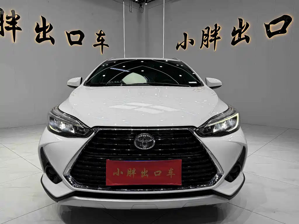 Toyota Yaris L 2023 — фото 2