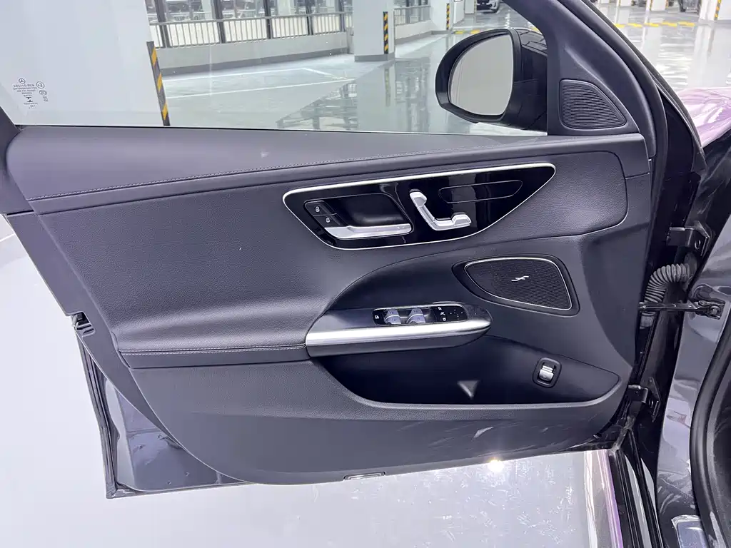 Mercedes-Benz C-Class 2022 — фото 15