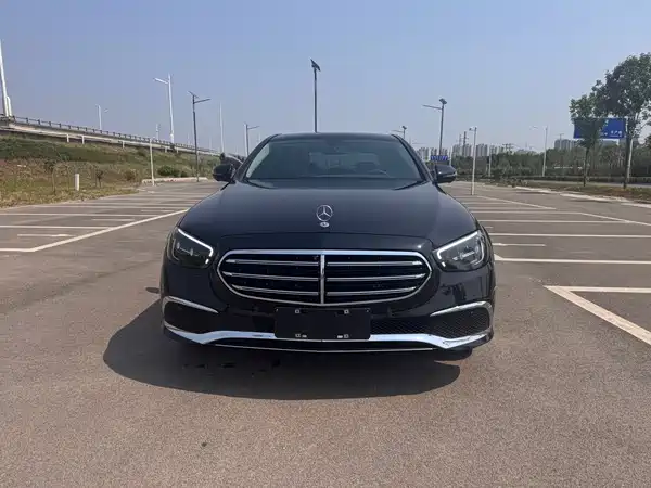 Mercedes-Benz E-Class 2023