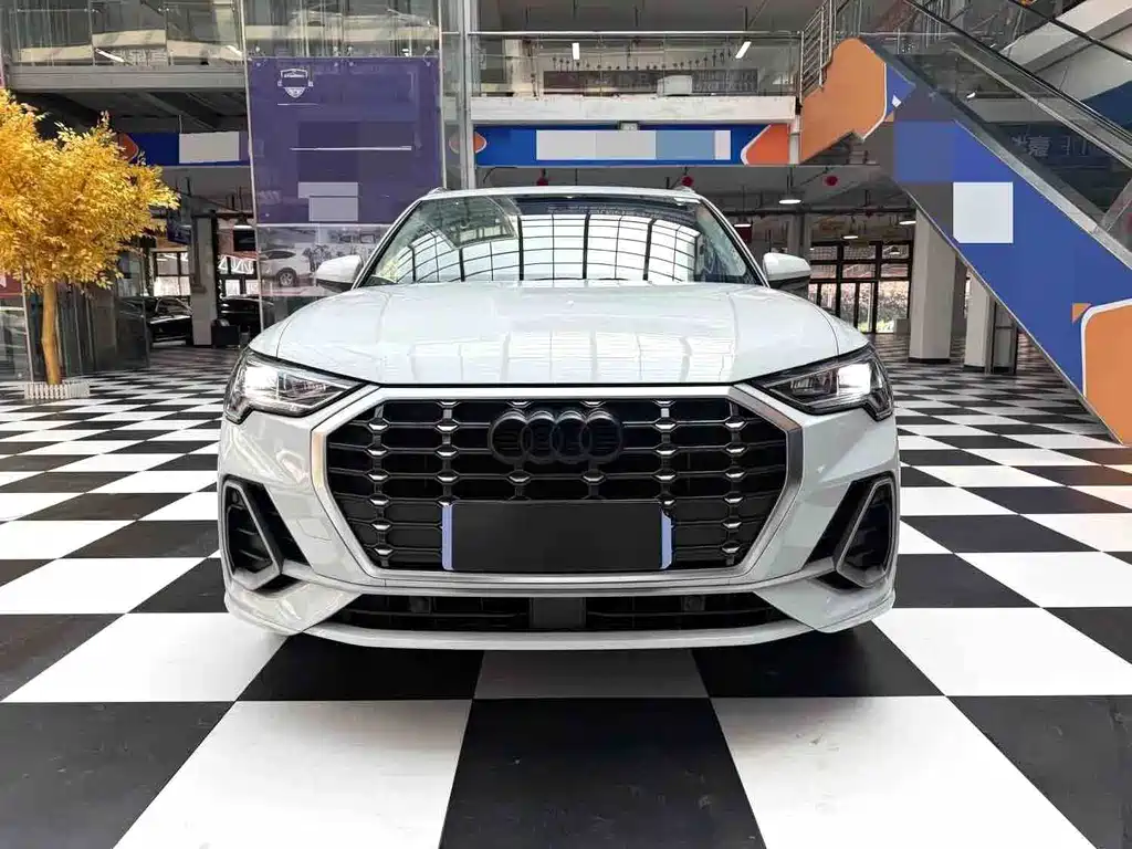 Audi Q3 2022