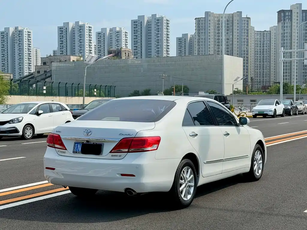 Toyota Camry 2011