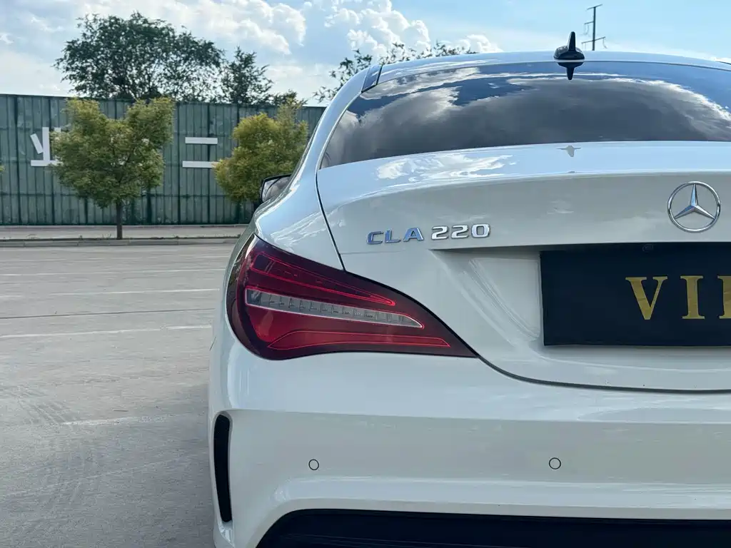 Mercedes-Benz CLA 2017 — фото 19