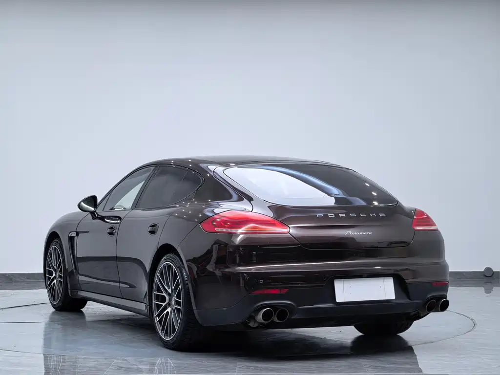 Porsche Panamera 2016