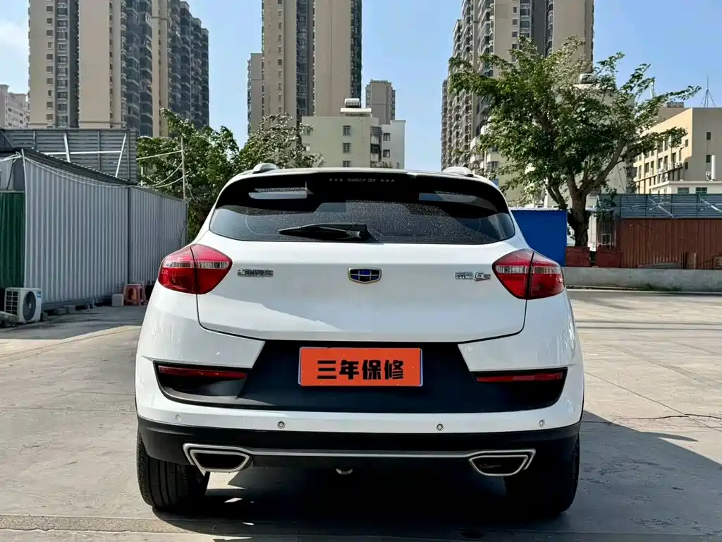 Geely Emgrand GS 2017 — фото 8