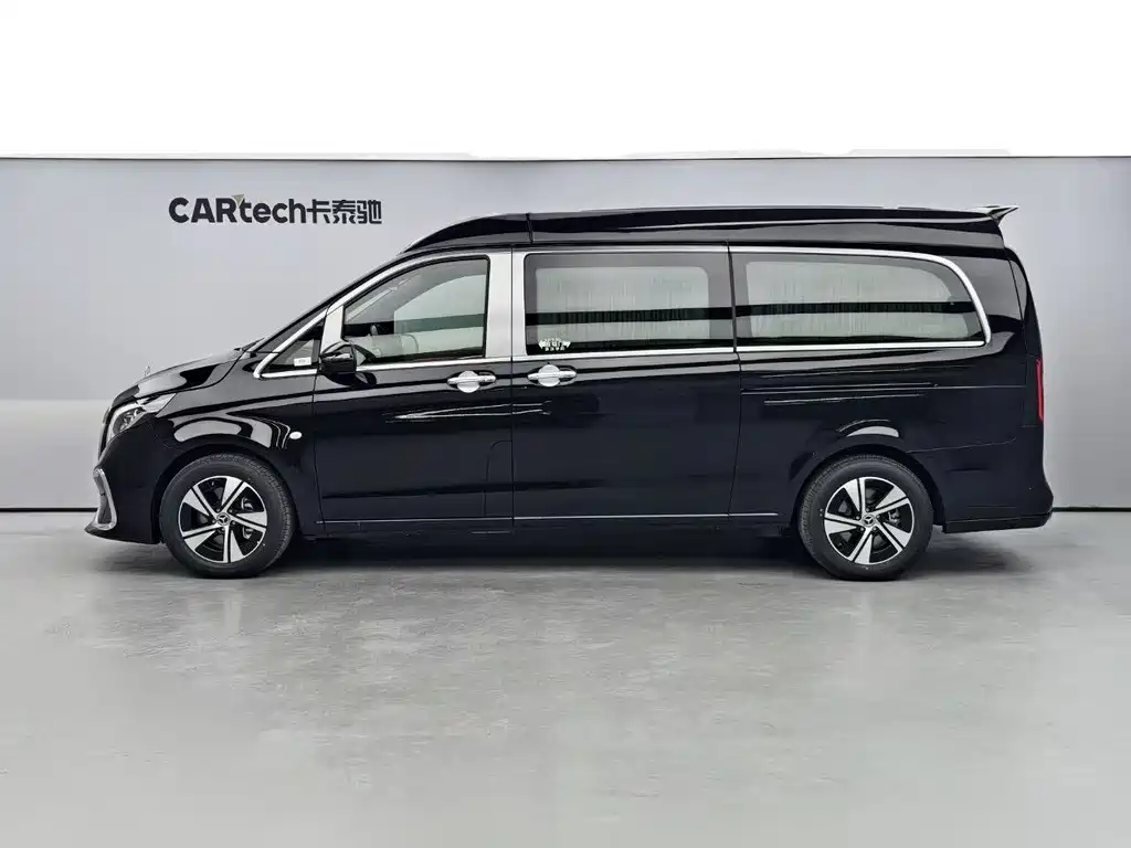 Mercedes-Benz Vito 2024 — фото 2
