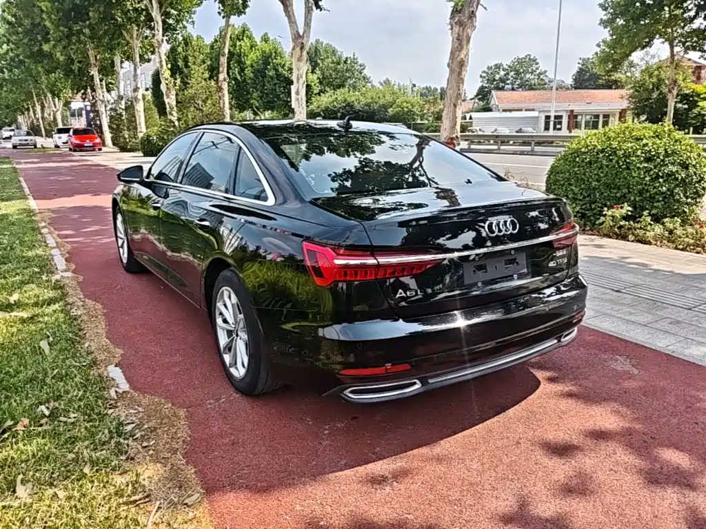 Audi A6L 2020