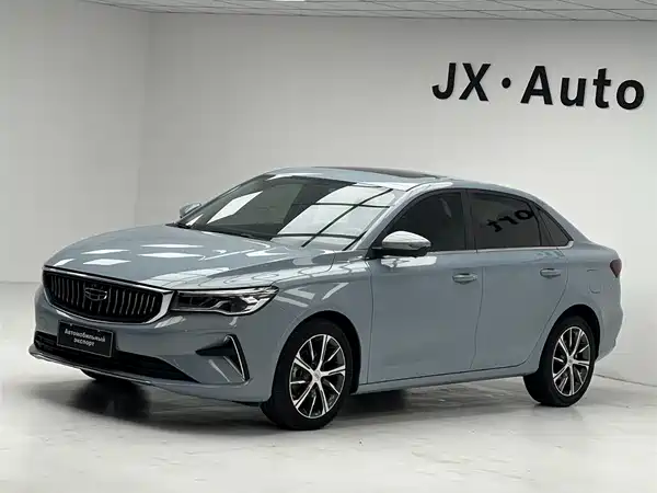 Geely Emgrand 2023