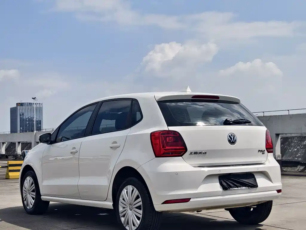 Volkswagen Polo 2016 — фото 7