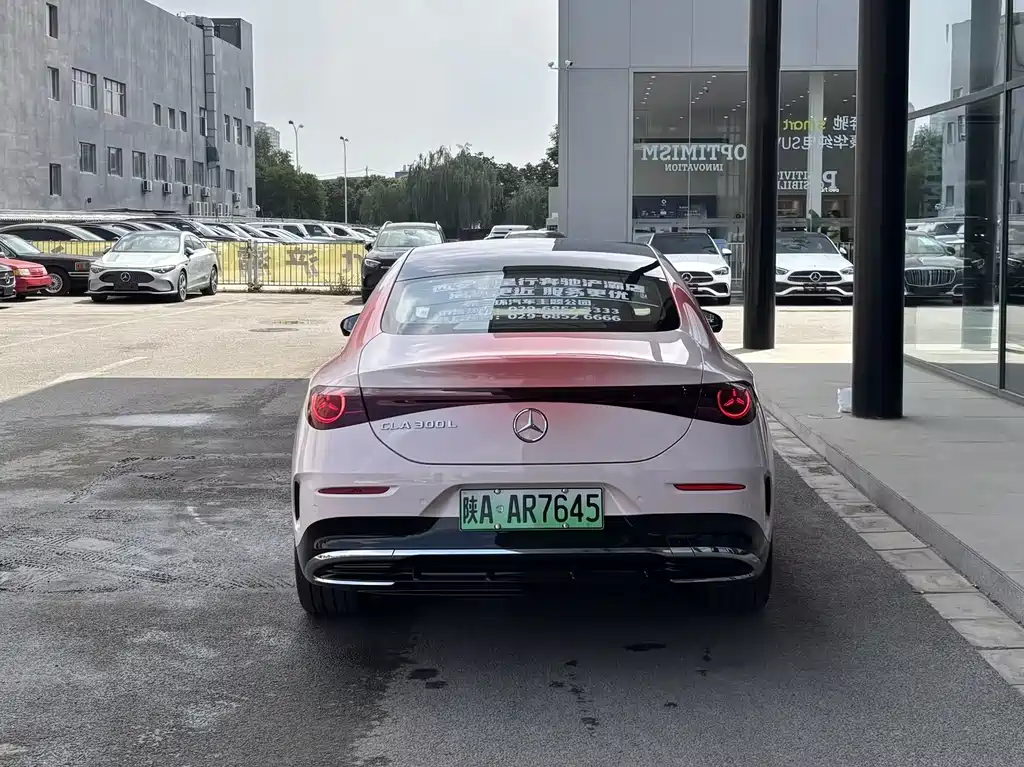 Mercedes-Benz CLA EV 2025 — фото 5