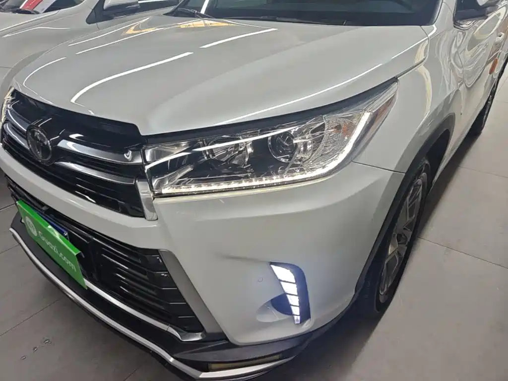 Toyota Highlander 2021 — фото 24