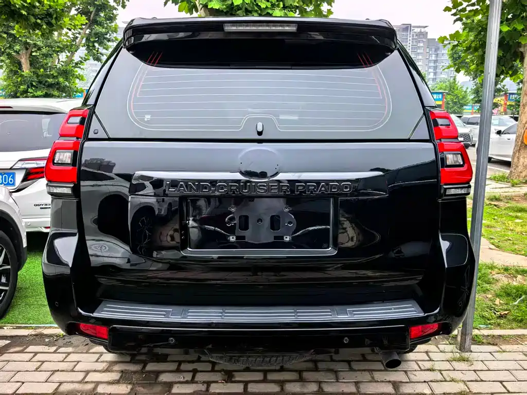 Toyota Prado 2019 — фото 12