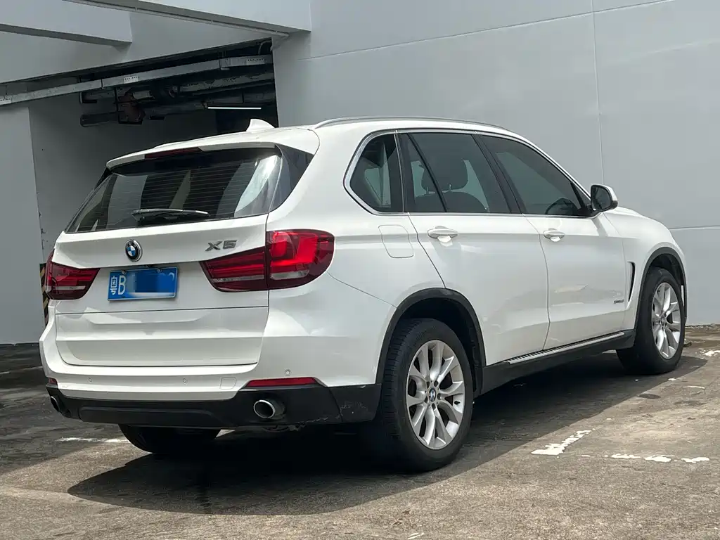 BMW X5 2014 — фото 11