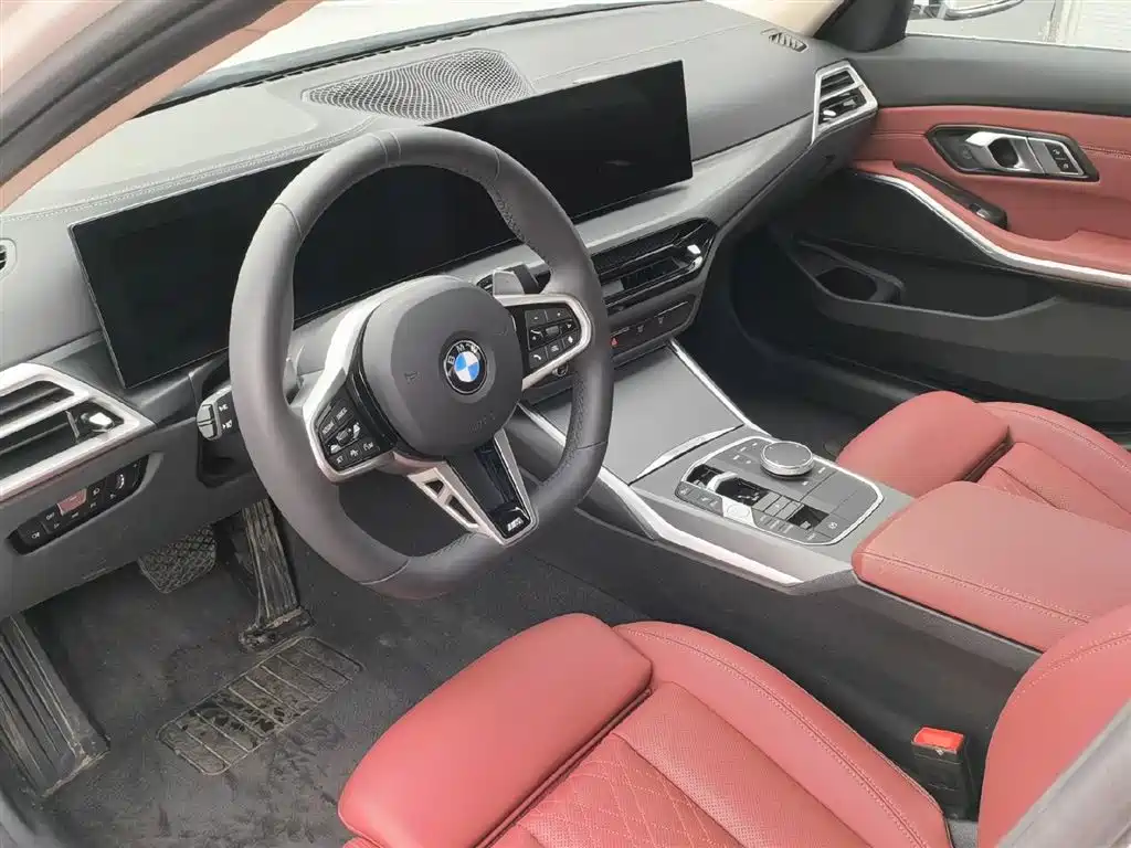 BMW 3 Series 2025 — фото 15