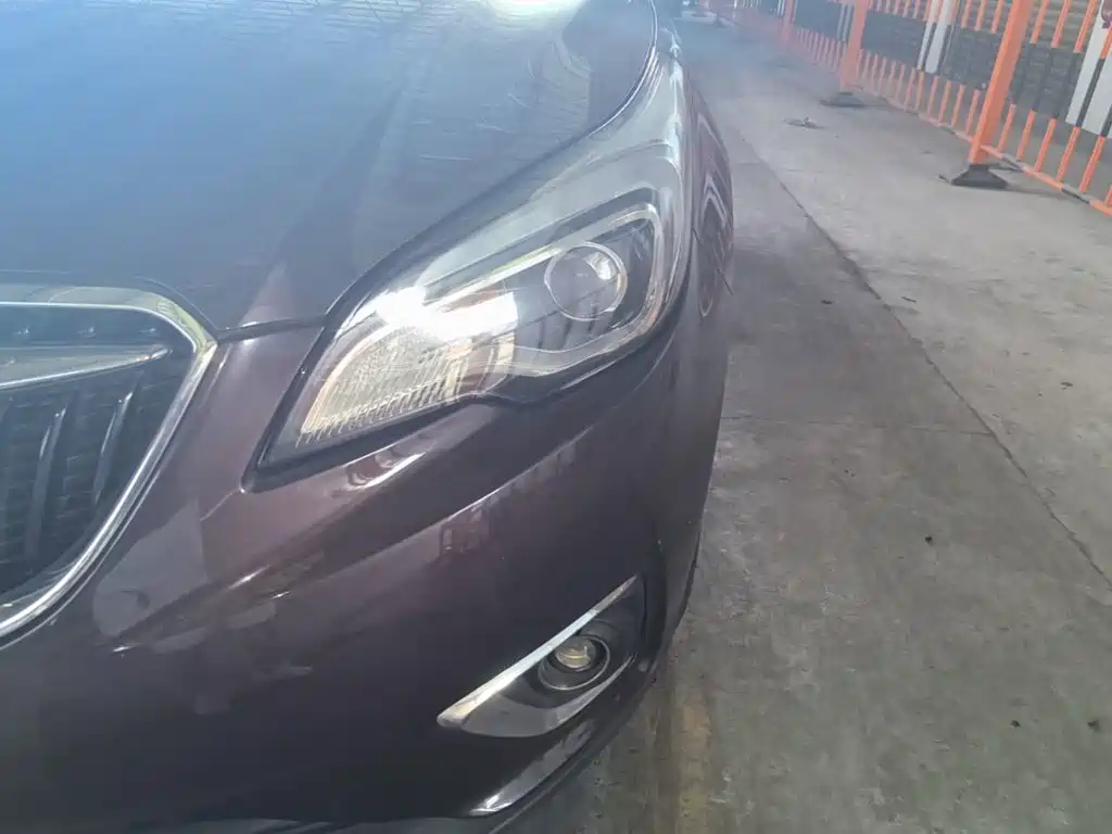 Buick Envision Plus 2019 — фото 24