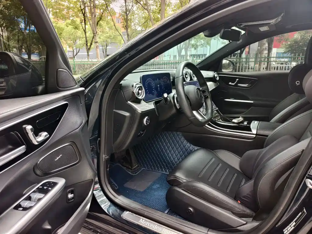 Mercedes-Benz C-Class 2022