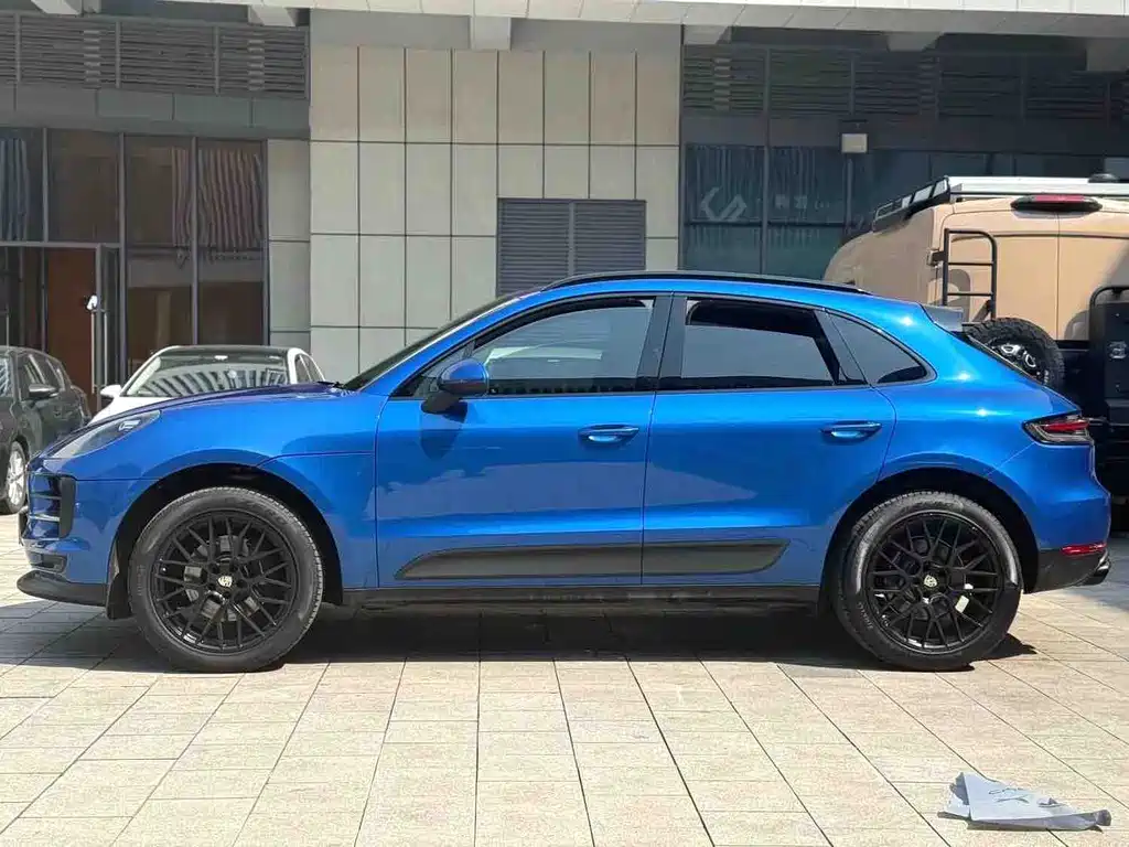 Porsche Macan 2021 — фото 3