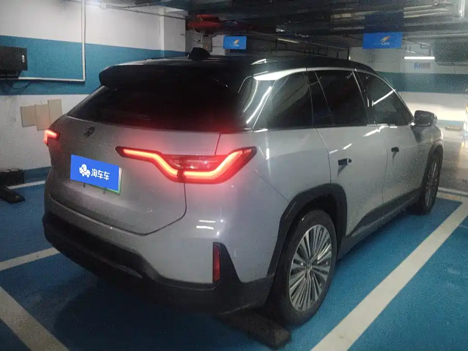 NIO ES6 2019