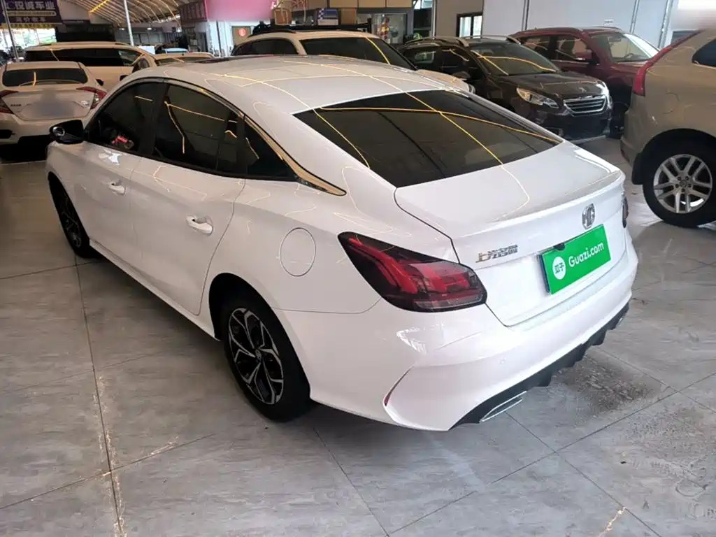 MG MG5 2022