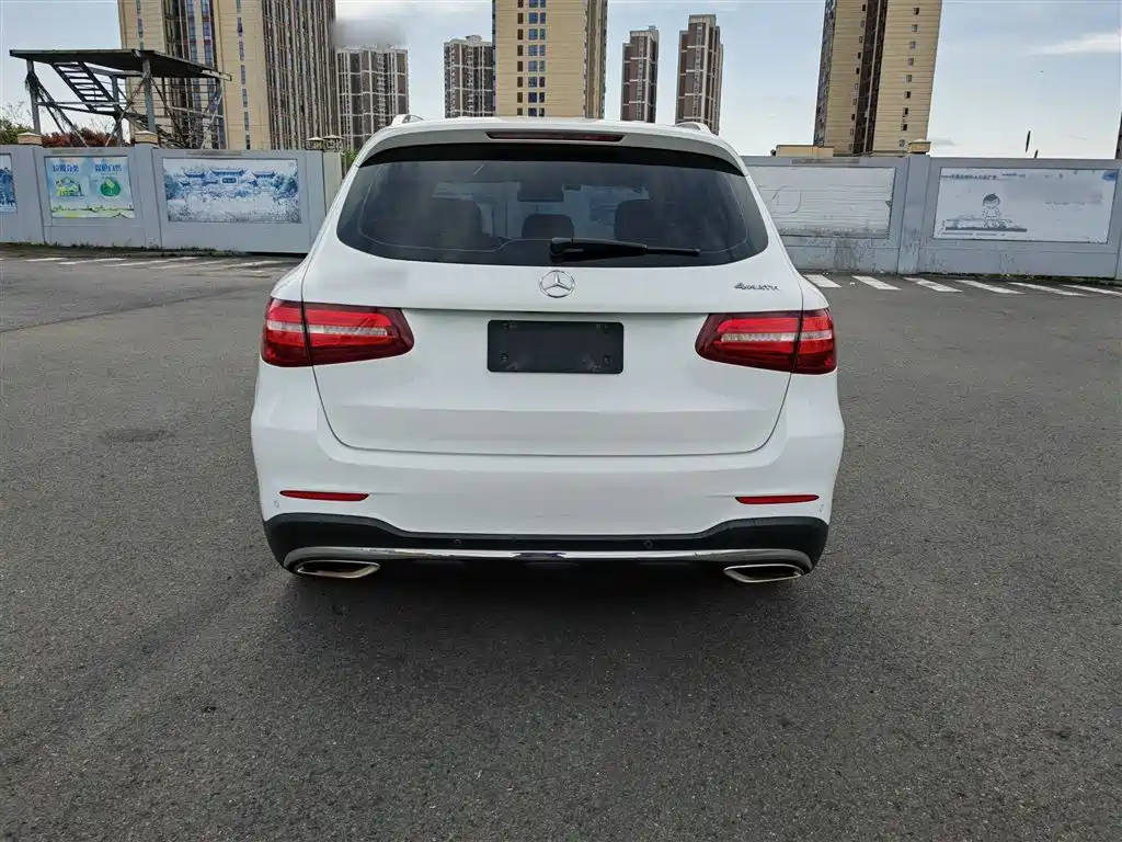 Mercedes-Benz GLC 2017 — фото 6