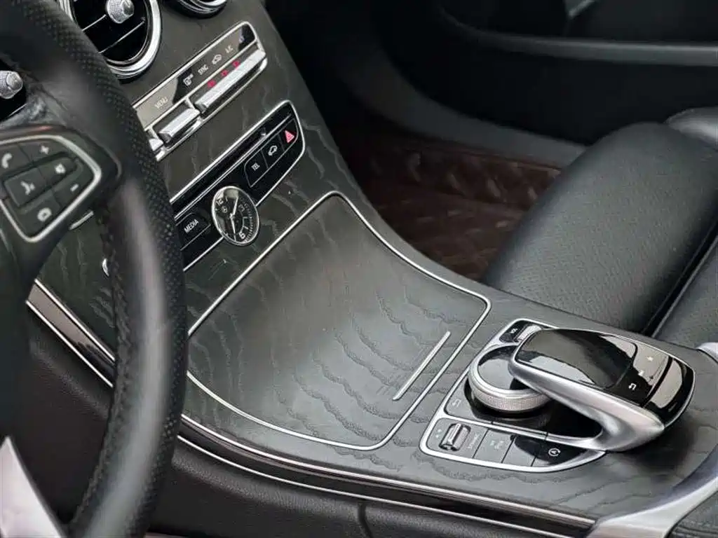 Mercedes-Benz C-Class 2017 — фото 11