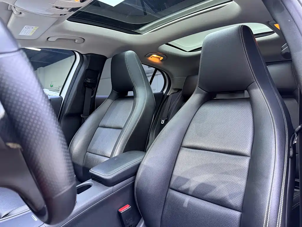 Mercedes-Benz GLA 2016 — фото 14