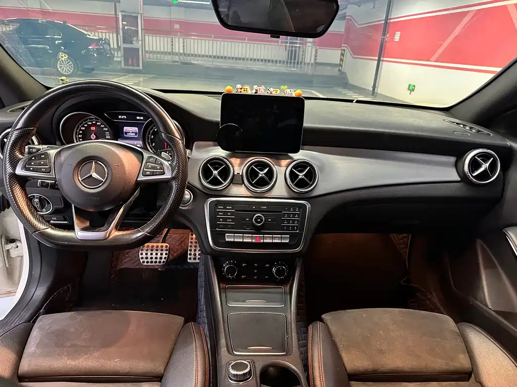 Mercedes-Benz CLA 2017 — фото 10