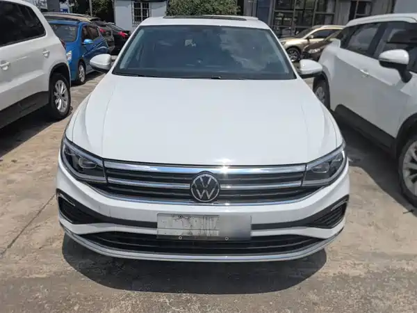 Volkswagen Bora 2025