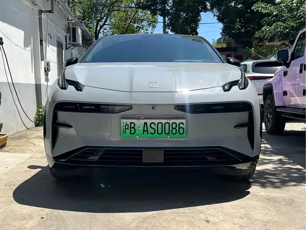 Zeekr X 2023