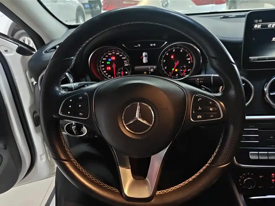 Mercedes-Benz GLA 2018 — фото 15