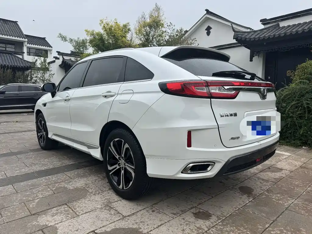 Honda UR-V 2017 — фото 12