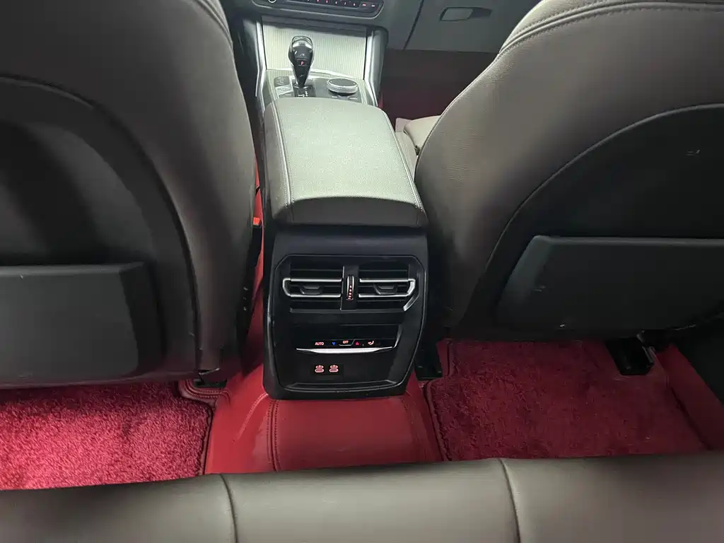 BMW 3 Series 2020 — фото 13