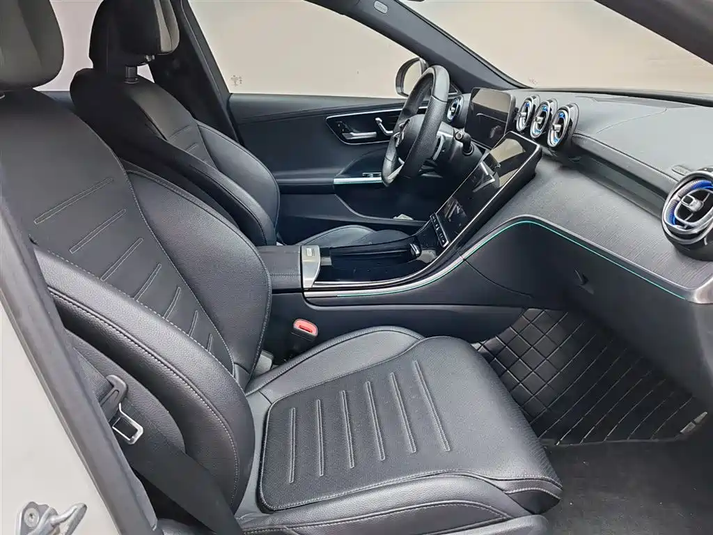 Mercedes-Benz C-Class 2022 — фото 13