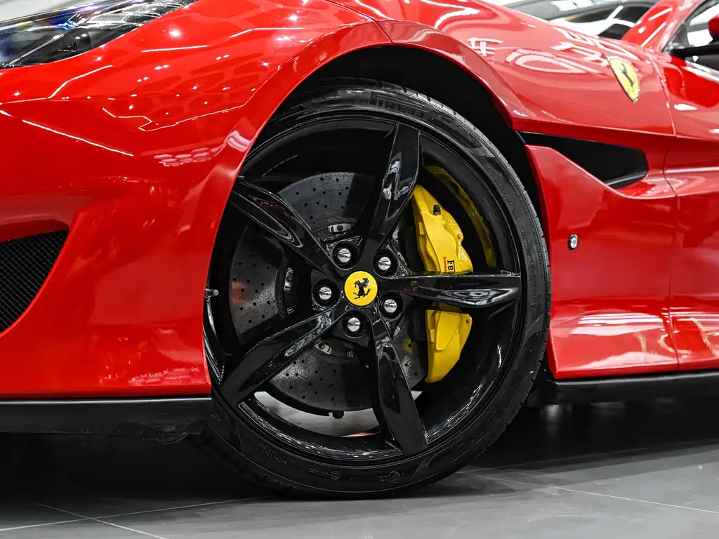 Ferrari Portofino 2019 — фото 23