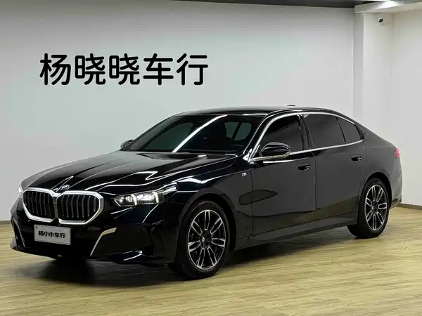 BMW 5 Series 2025