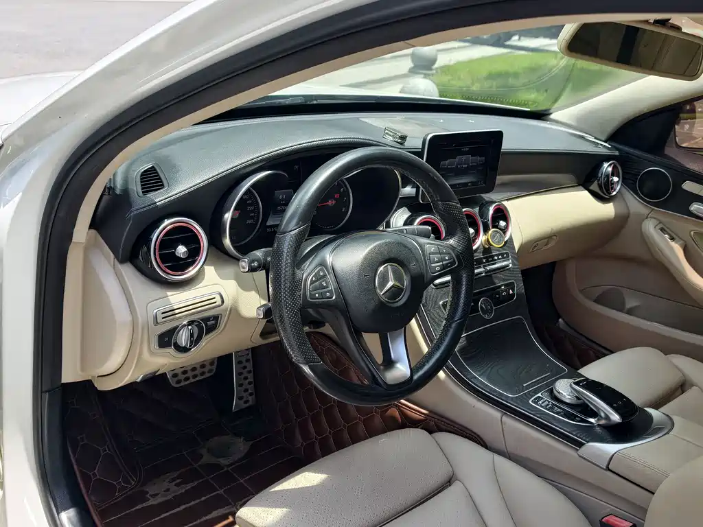 Mercedes-Benz C-Class 2016 — фото 8