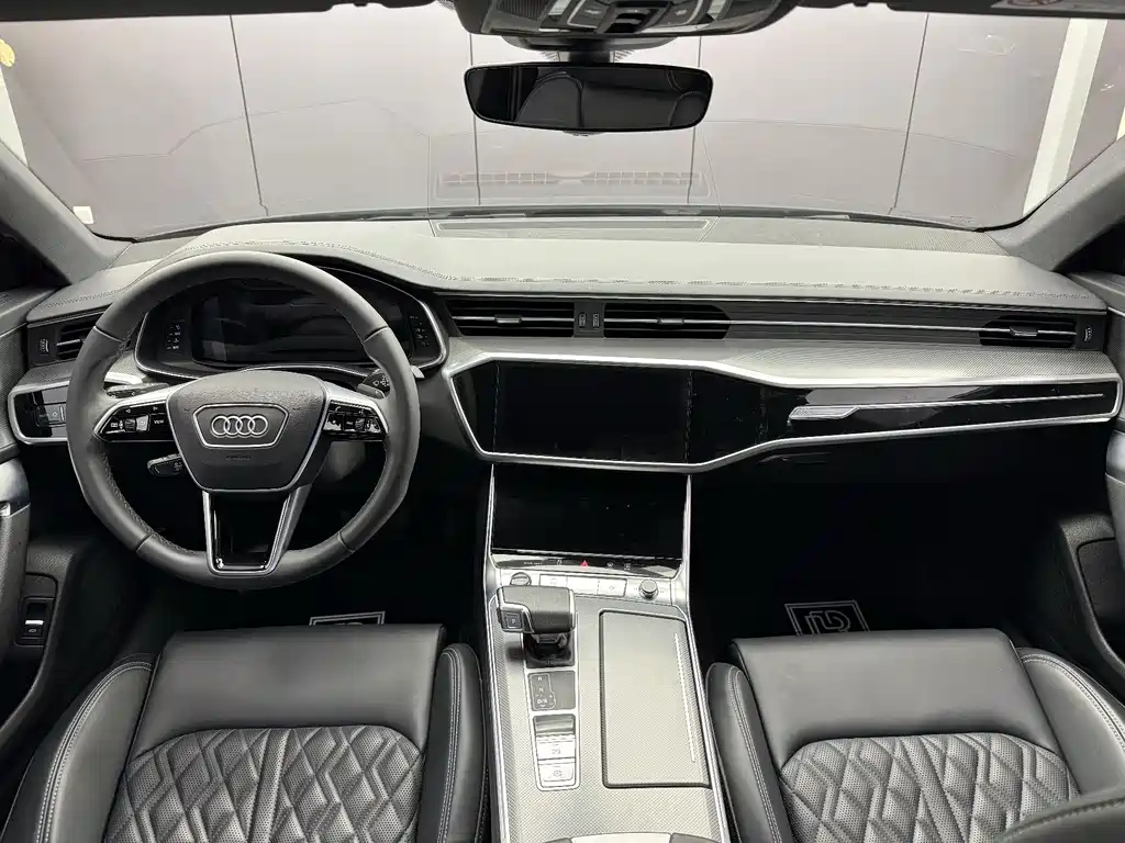 Audi A6L 2025