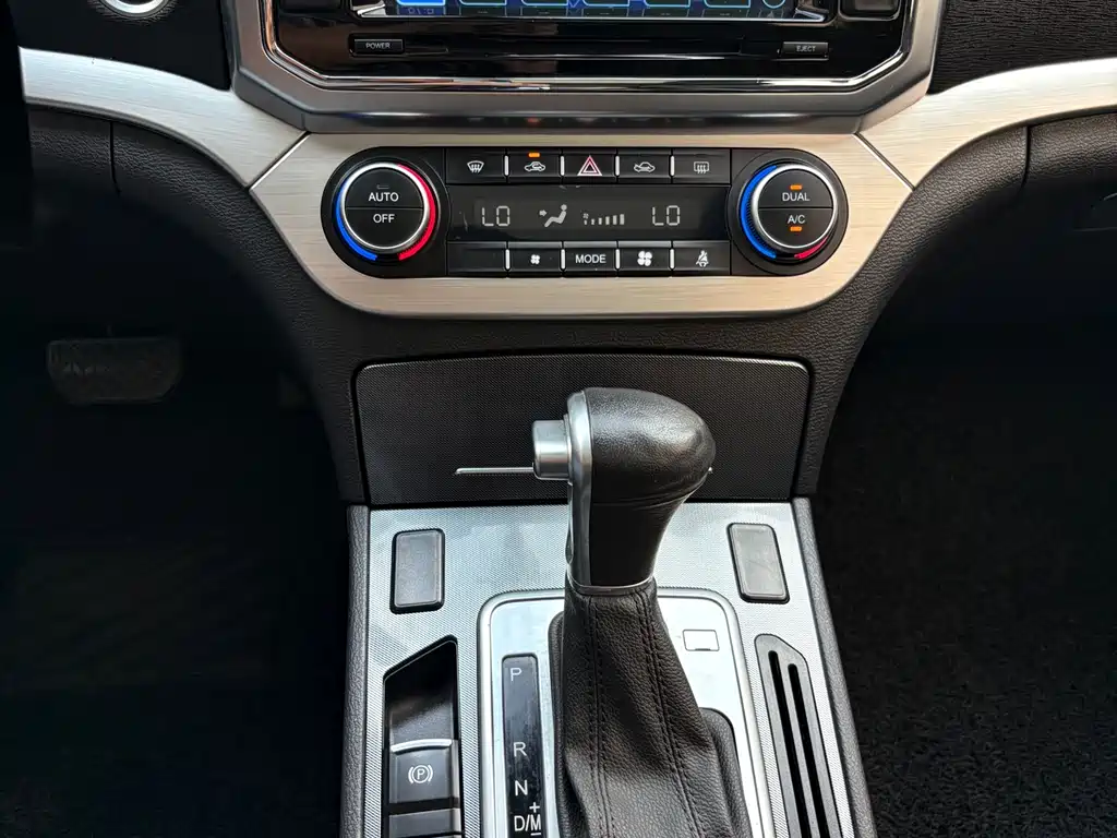 Haval H6 Coupe 2016 — фото 10