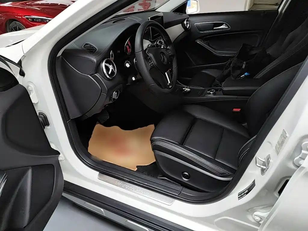 Mercedes-Benz GLA 2016 — фото 23