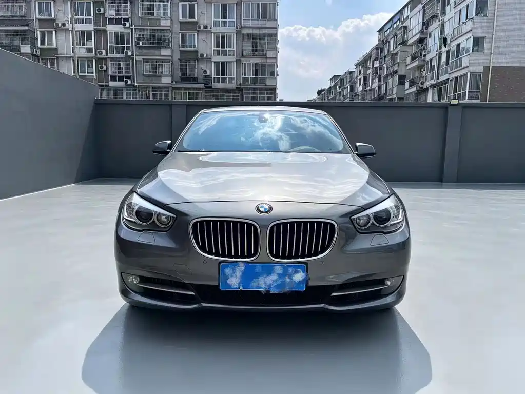 BMW 5 Series GT 2010 — фото 2
