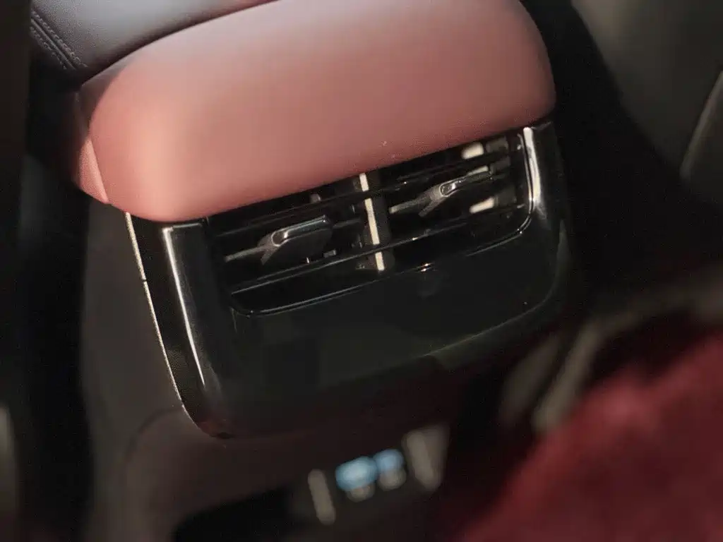 BYD Seal 2024 — фото 16