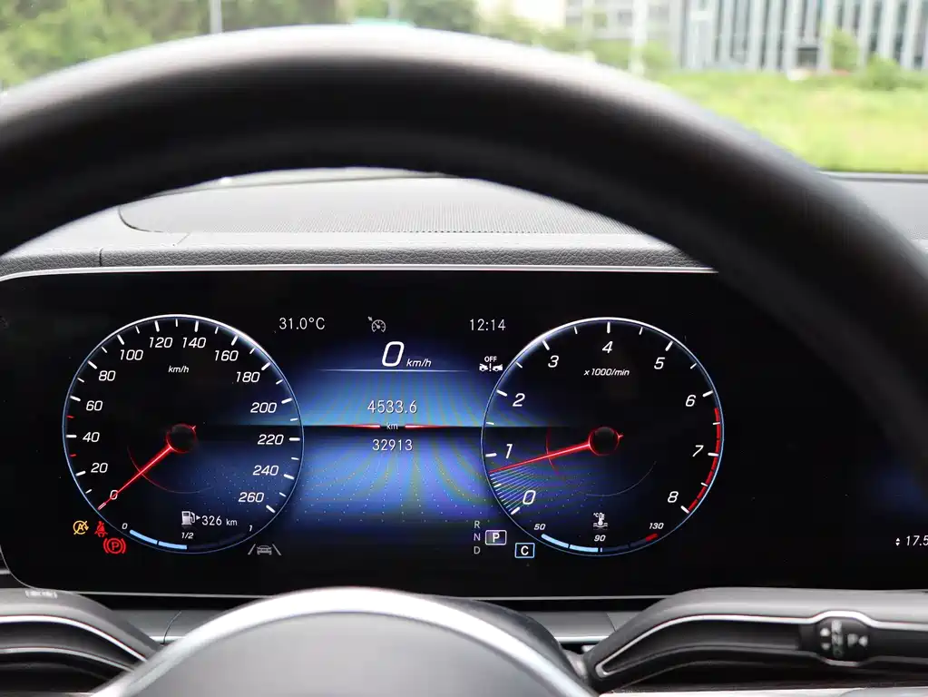 Mercedes-Benz GLE 2023 — фото 16