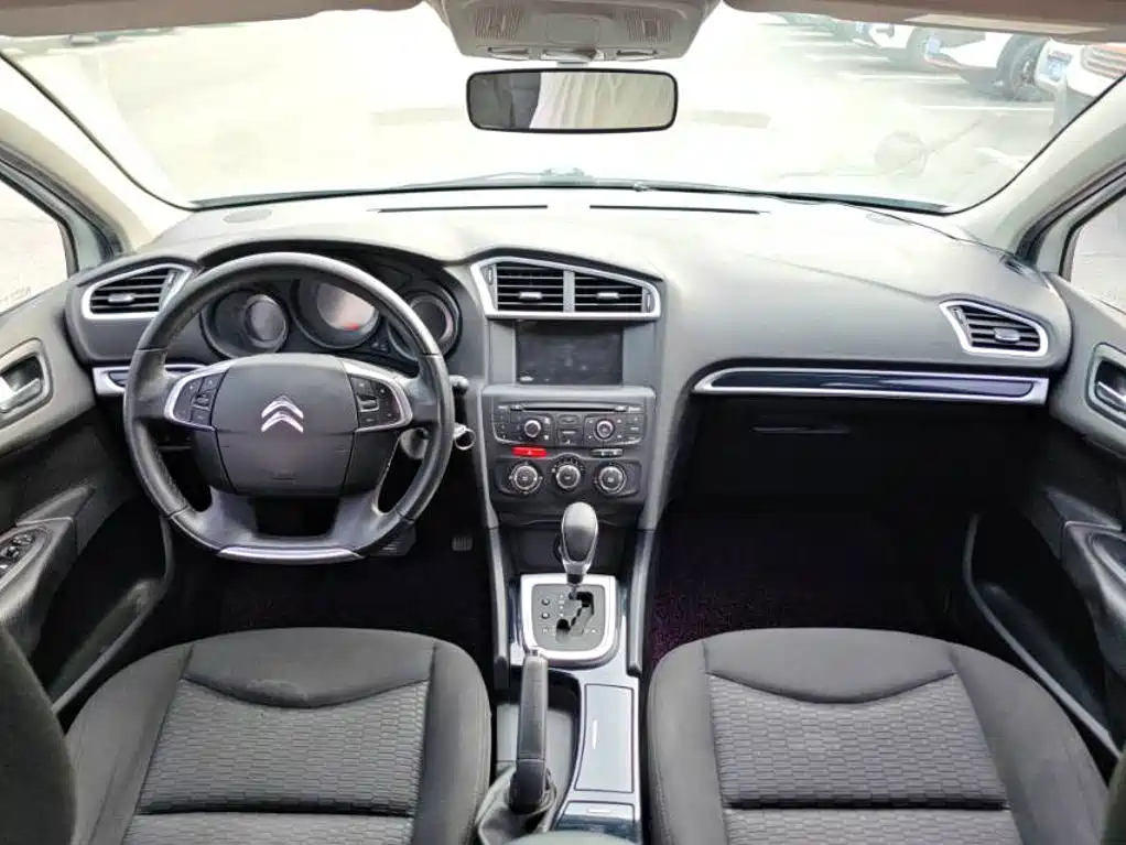 Citroen C4L 2015