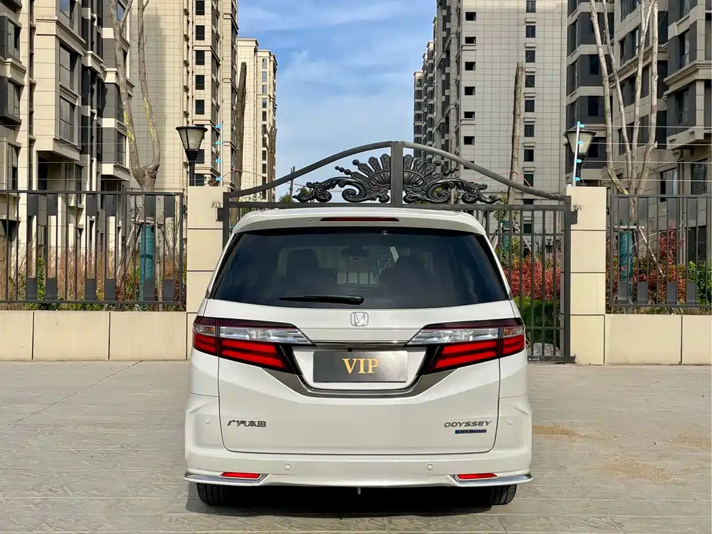 Honda Odyssey 2020 — фото 8