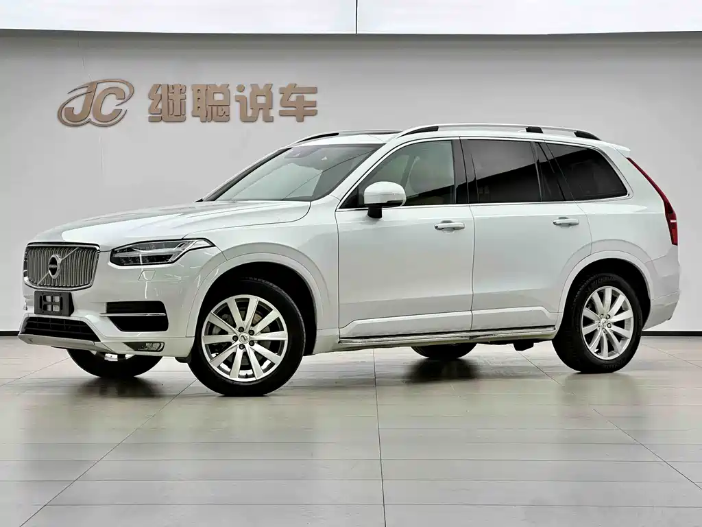 Volvo XC90 2016 — фото 1