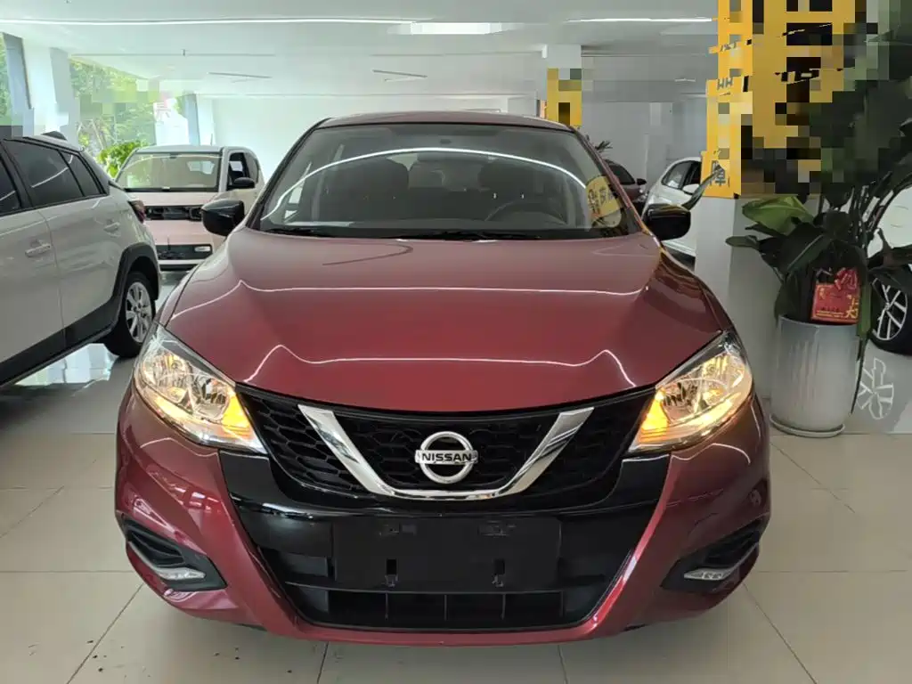 Nissan Tiida 2022