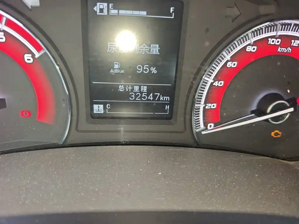 Isuzu Lingtuo 2022